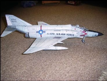 US-Überschall-Düsenjäger F-4E Phantom II der USAAF 1:33 Erstauflage