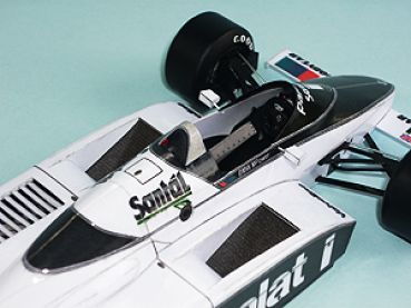 Formel 1.-Bolid Brabham BT50 (Season 1982) in drei optionalen Darstellungen 1:24