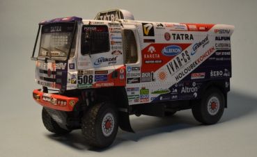 Rallye-Fahrzeug Tatra 158 Phoenix Rallye Dakar 2017 (2 optionale Bemalungsmuster) 1:32