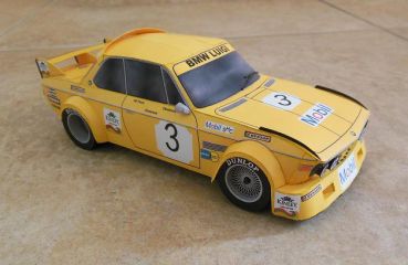 Rennwagen BMW 3.0 CSL (Rally in Brands Hatch/England und Brno/Tschechoslowakei 1979) 1:24