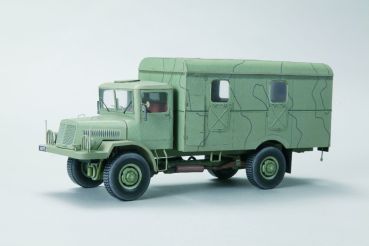 Tschechoslowakischer Kasten-Lastkraftwagen Tatra 128 (1951 - 1952) 1:32