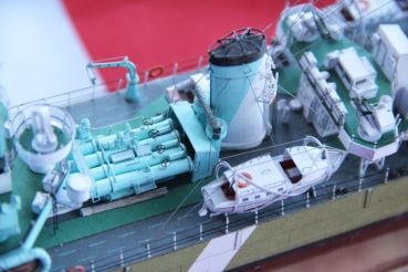 kanadischer Zerstörer HMCS HAIDA 1:200 extrem²
