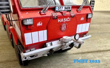 Spezial- Wassertender (Supermassenklasse) Tschechischer Feuerwehr Tatra 815-7 8x8.1M0RC1.371 CZS 40 Titan 1:32