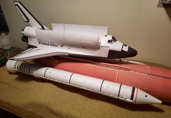 US-Raumfähre Space Shuttle Discovery mit Außentank und 2 Booster (1983) 1:33 Länge: 169cm!