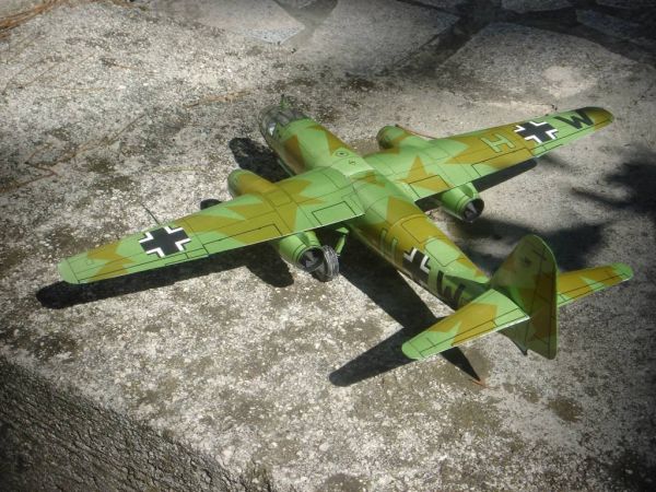 Deutsches Düsenjagdflugzeug Arado 234 Blitz 1:33 deutsche Anleitung