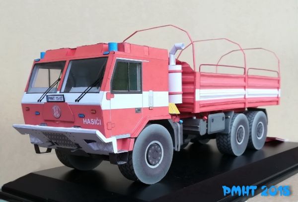 Evakuierungs-Feuerwehrwagen Tatra 815-7 6x6 mit hydraulischer Bühne 1:32