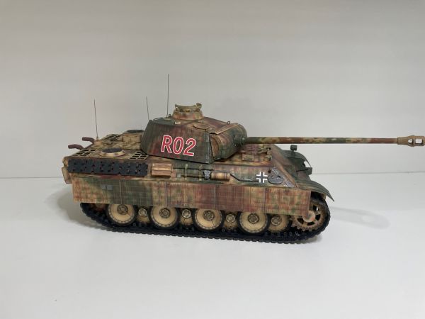 Panzer Pz.Kpfw.V Panther Ausf. G - Befehlswagen 1:25